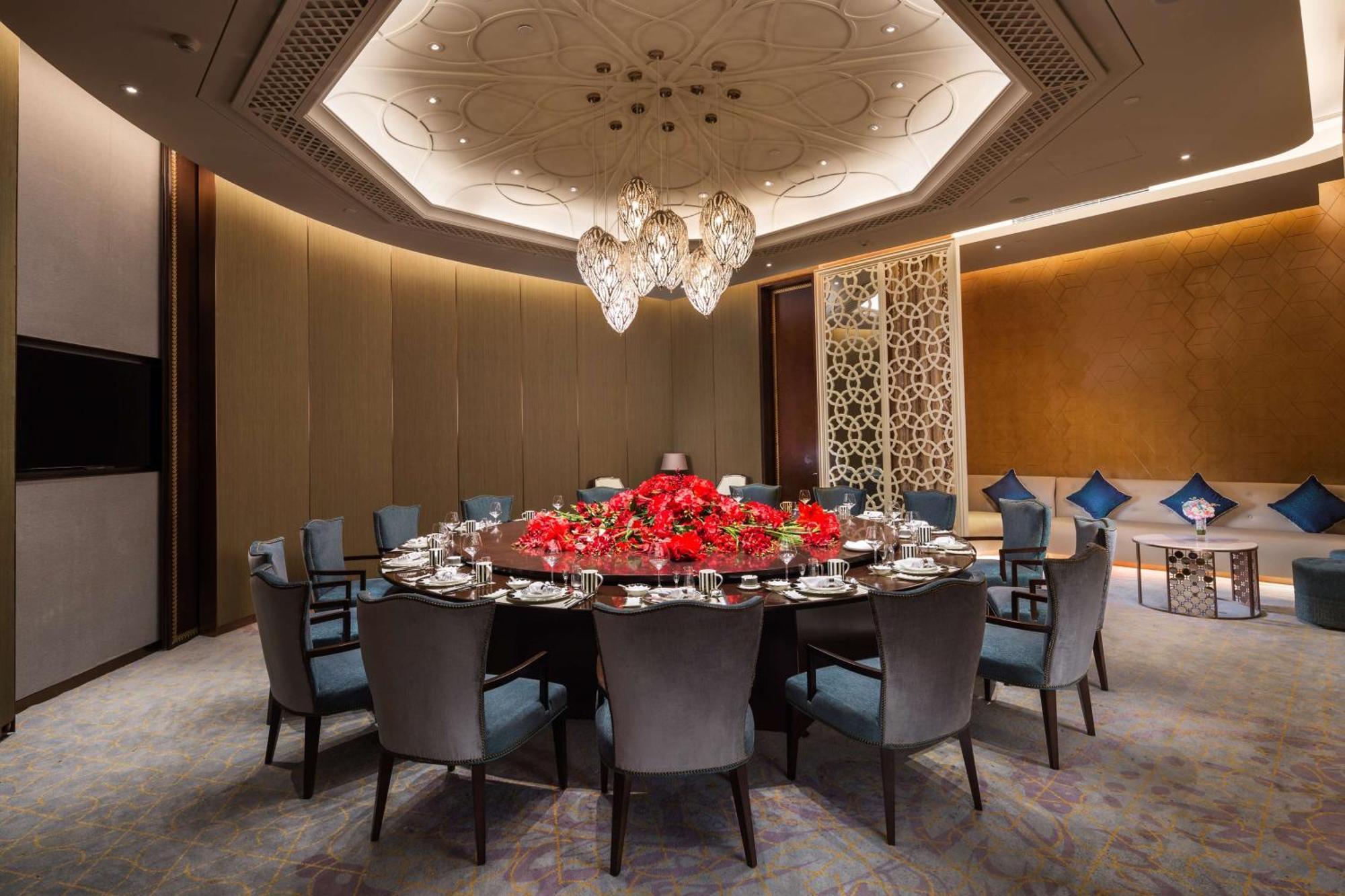 Hilton Urumqi Exterior foto